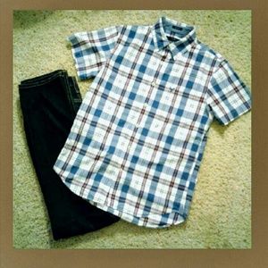 American Eagle Short Sleeve Button Down Shirt